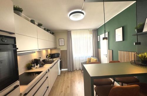 Bamberg Appartement | NAMASTÉ Homes - Ferienwohnung mit Balkon - Garage