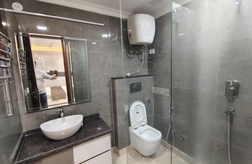 Malviya Nagar Appartement | Namastey Homes 3 BHK Service Apartment , Near Max Saket, Delhi