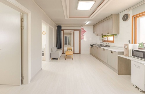 Tanghang-ri Maison | Namhae Bada Yanolja Pension