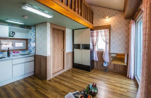 Samdong-myeon Maison | Namhae Rising Sun Landscape Pension
