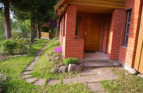 Birzgale Maison | Namiņš Brīviņi