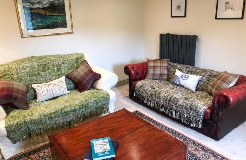 Glen Urquhart Maison | Nan's Cottage