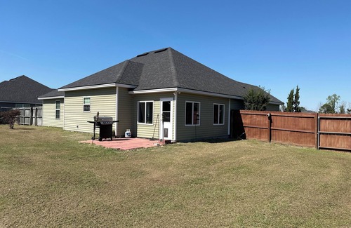 Valdosta Maison | Nana & PopPop’s Place nget away for Wild Adventures theme park