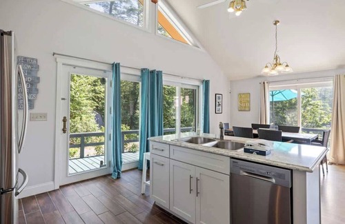 Sanbornville Maison | Nanas Nest - Lakefront Studio on Lovell Lake