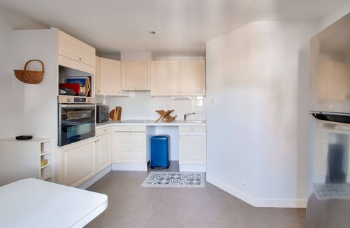 Graslin - Commerce Appartement | Nantes Médiathèque, grand T2 sous les toits