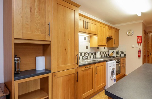 Kirriemuir Cottage | Nantusi Cottage