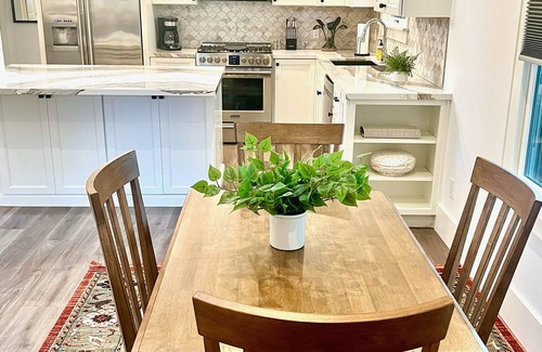Napa Maison | Napa Valley Modern Bungalow