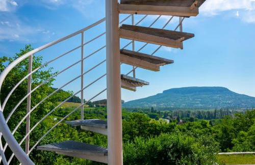 Szigliget Maison | Napkelte Vendégház
