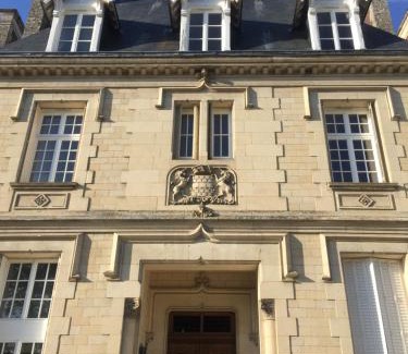Saint-Jean-aux-Bois Appartement | Napoleon Chateau Luxuryapartment for 18 guests with Pool near Paris!