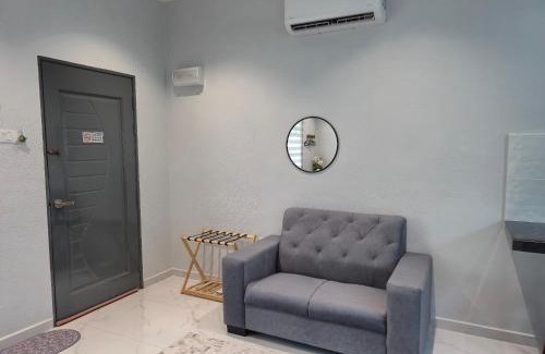 Bayan Lepas Maison | NAR Kampung Studio