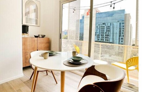 Zona 17 Appartement | Narama Loft Near the Airport