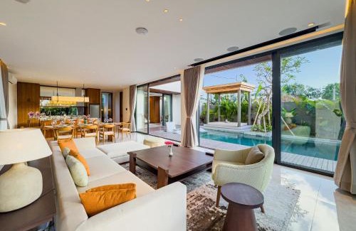 Umalas Maison | Narawangsa Villa 4br Amazing Sunset Rooftop