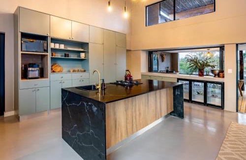 Buffelspruit Cabine | Nare Bush Lodge