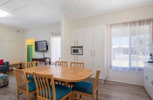 North Haven Maison | Naroon - 3 Bedroom holiday home in North Haven, close to beach and river