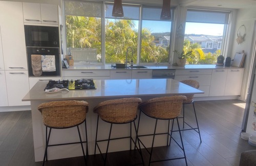 Narrabeen Maison | Narrabeen Beach Holiday Haven