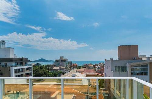 Sao Jose Appartement | Nassau 203 - Excelente apartamento - Finamente mobiliado e decorado - À poucos metros da praia - (Consultar serviços de roupa de cama e banho)