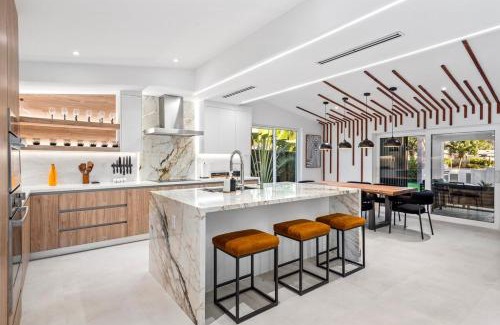 Lauderdale Isles Maison | Nassau Manor