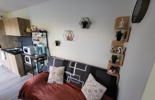 Saint-Michel-de-Chavaignes Maison | NATIBOXflo