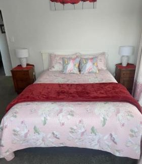 Te Kuiti Maison | Natthakan Heights
