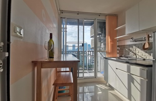 Chom Phon Copropriété | Natural light, Entire room near MRT Ladprao 500m