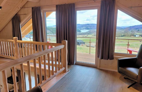 Langweiler Chalet De Ski | Natural log cabin chalet (new build 2025!) in the Hunsrück with lake and national park views