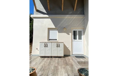 Mesolongi Maison | Natural Retreat Shelter #Unoblu®