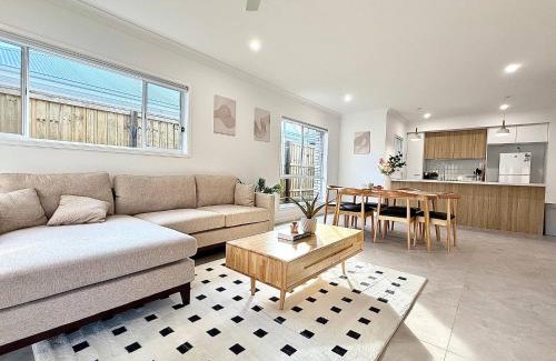 Brisbane Maison | Nature at Your Doorstep – New House, Easy Vibes