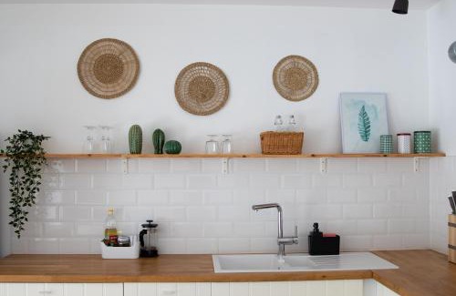 Kuusalu Parish Appartement | Nature Escape in Lahemaa Bright 1-Bedroom Apartment with Terrace