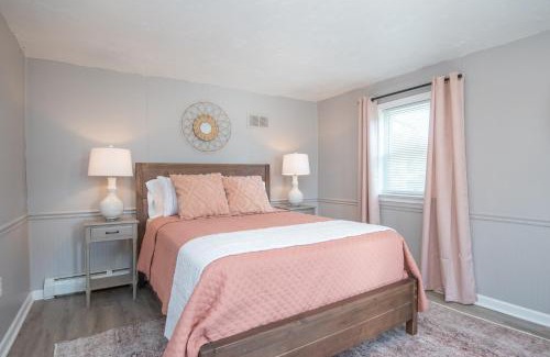 Mount Aetna Maison | Nature Haven Pond,Pool and Hot Tub