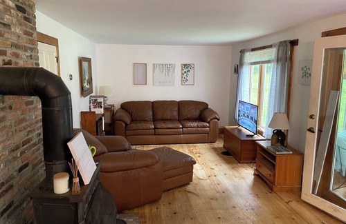 Salisbury Maison | Nature lovers dream. Secluded river property surrounded by forest.