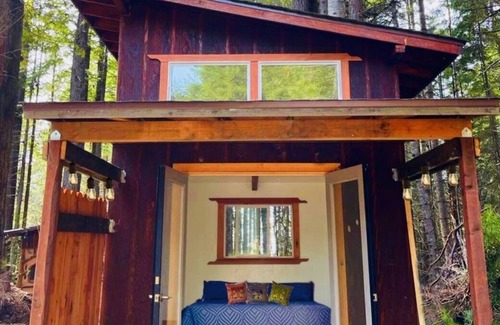 Fort Bragg Cabine | Nature Retreat - 2 private cabins in a magical Redwood forest with ocean views