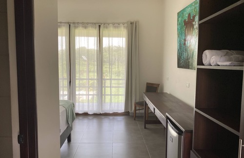 Cahuita Hôtel | Nature rich home environment, minutes away from all state parks and beach towns.