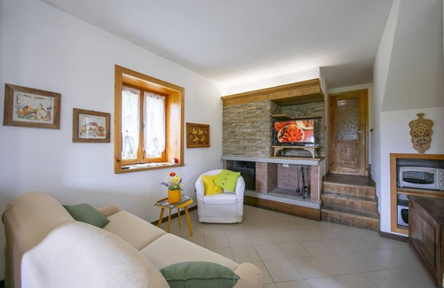 Caprezzo Maison | Lake View Chalet, Caprezzo, Italy
