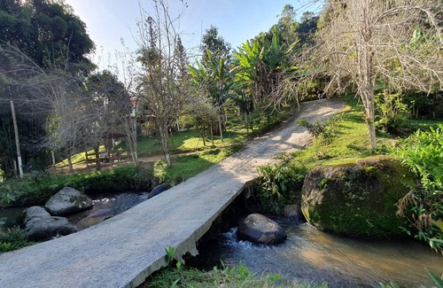 Aguas Mornas Maison | Nature's Enchantment Site in Águas Mornas SC