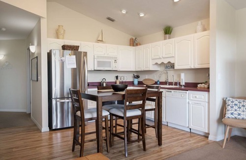 Cedar Key Copropriété | Nature's Landing C303 Water View in Cedar Key!