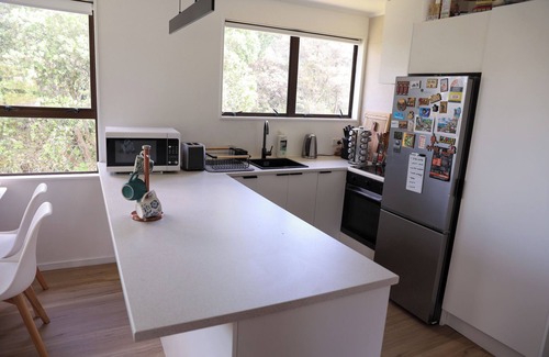 Massey Maison | Nature stay in Auckland with lush green in the back, peaceful.