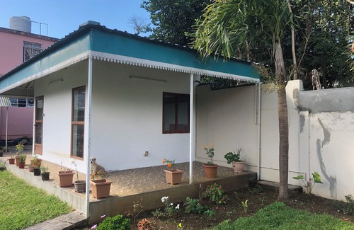 Saint-Pierre Appartement | Nature Studio house located centrally on Island. Near Mountain, Motorways& Shops