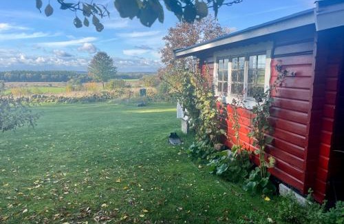 Arkelstorp Cabine | Naturnära Fritidsboende, Tomtebo - YinTorp