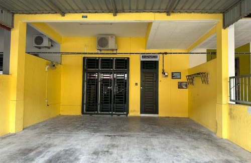 Daerah Kulai Maison | Naurah Homestay Kulai Mslim Only
