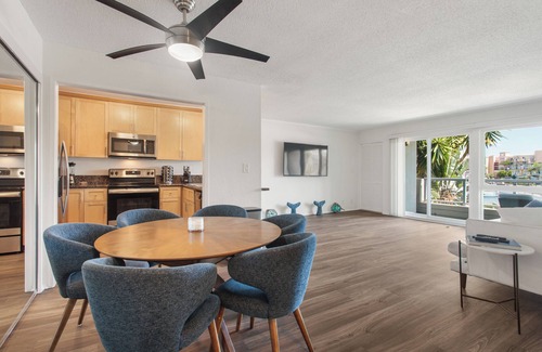 Silver Strand Appartement | Nautical Nest - Walkable Waterfront Stay
