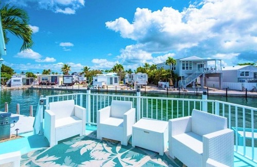 Cutthroat Harbor Estates Cottage | NAUTILUS...ocean front cottage retreat ~