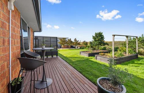 Papamoa Beach Maison | Nautilus Retreat
