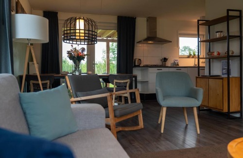 Burdaard Villa | Nautisch de Luxe 6p - Trois Chambres Villa, Couchages 6