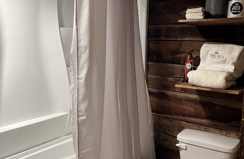Round Top Maison | Navajo at The 303