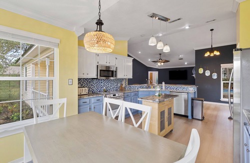 Navarre Maison | Navarre retreat with private pool