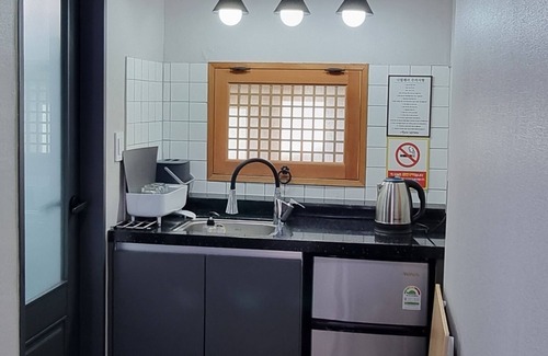 Hampyeong Maison | Navillera Hanok Pension