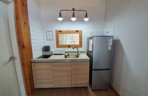 Hampyeong Maison | Navillera Hanok Pension