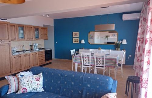 Nea Skioni Appartement | navy blue