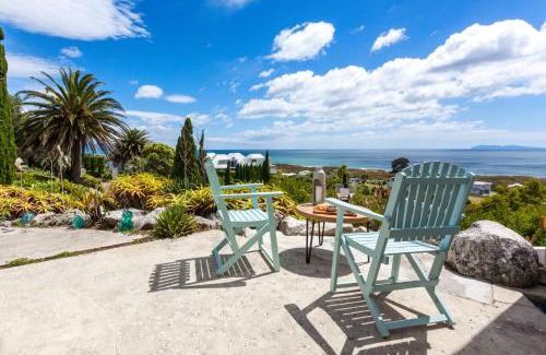 Bowentown Appartement | Naxos - Med style castle, ocean views from every room!