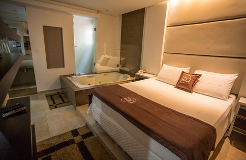 Centro Hôtel | Nayru Hotel